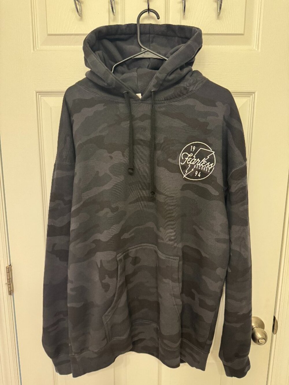 Fearless Records Camo Hoodie Streetwear Band Merch - Size XL